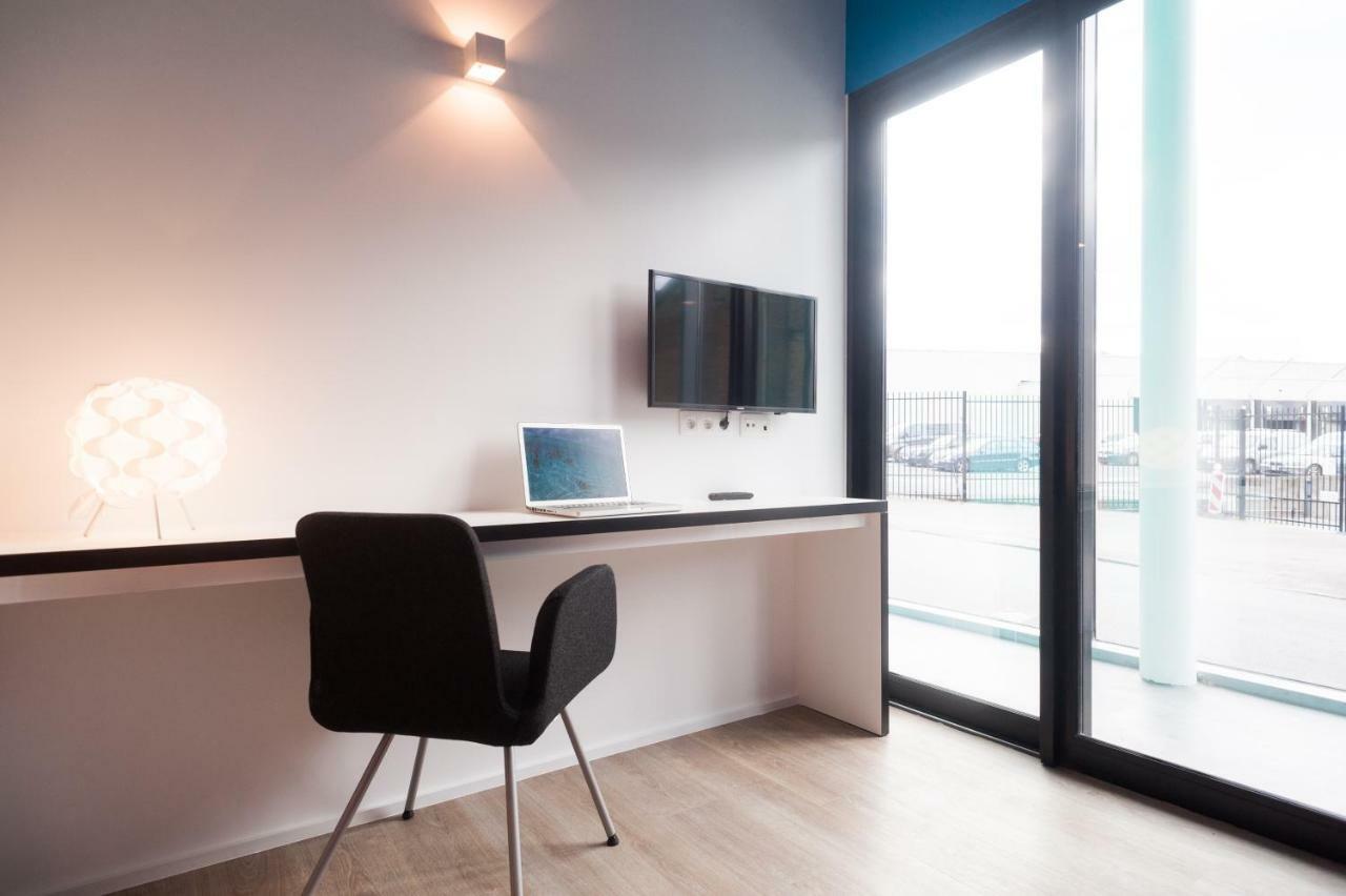 Ooostel2.Be Zaventem Hostel ภายนอก รูปภาพ